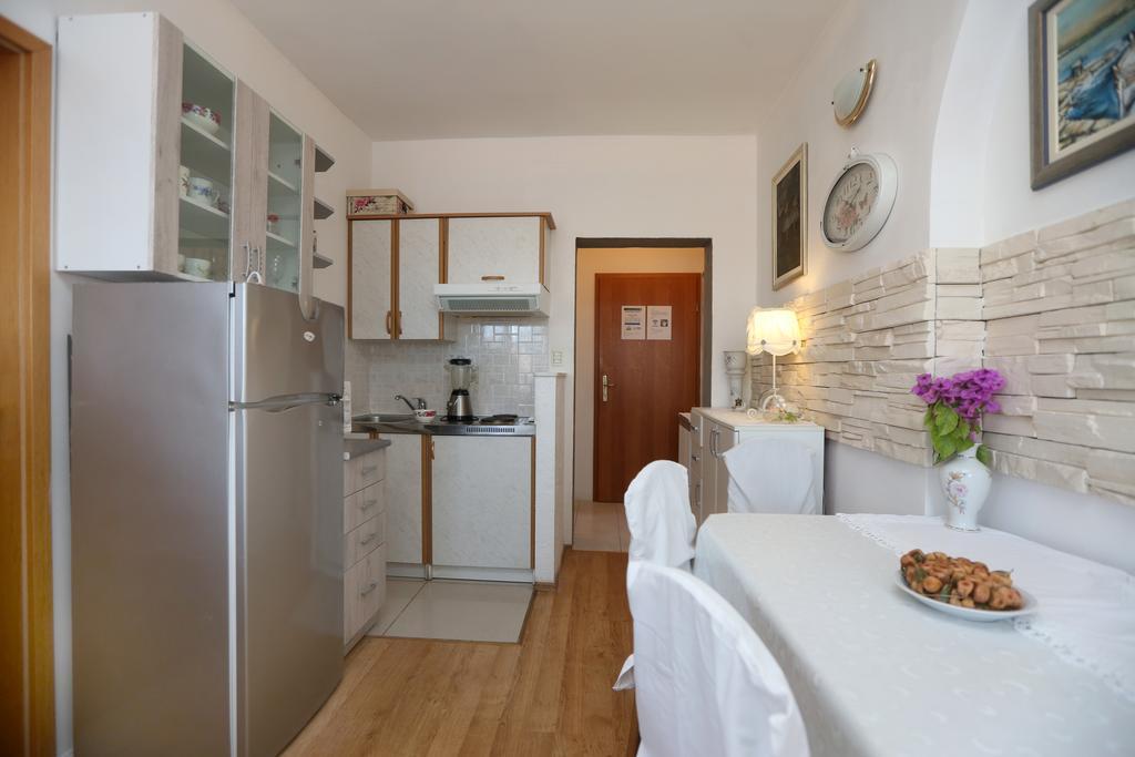 Apartmani Gloria Brodarica  Exterior foto